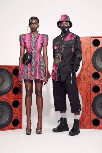 Look 24